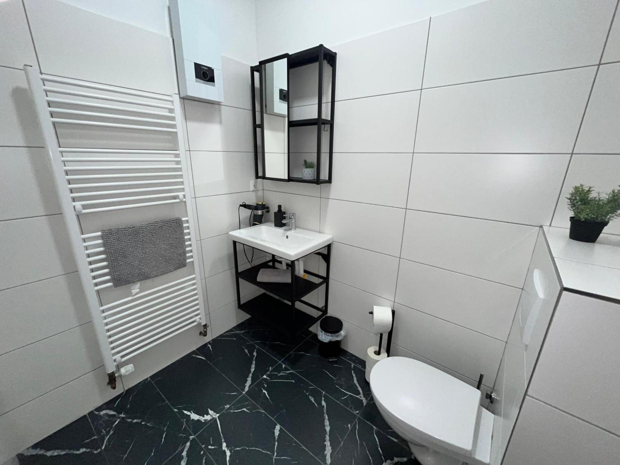Apartment Central 10D 55Qm Wi-Fi Free Parking Calm Back House Dortmund Eksteriør billede
