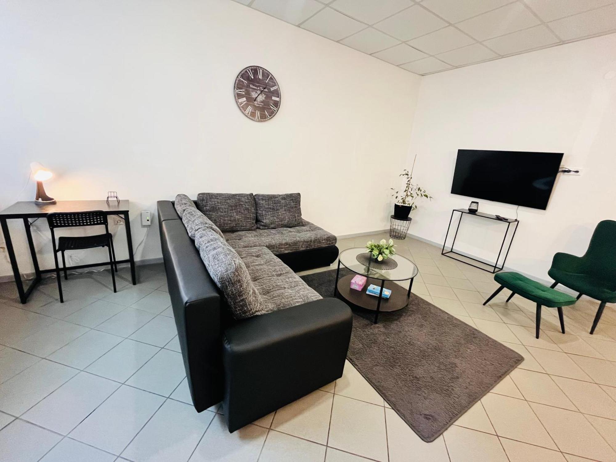 Apartment Central 10D 55Qm Wi-Fi Free Parking Calm Back House Dortmund Eksteriør billede