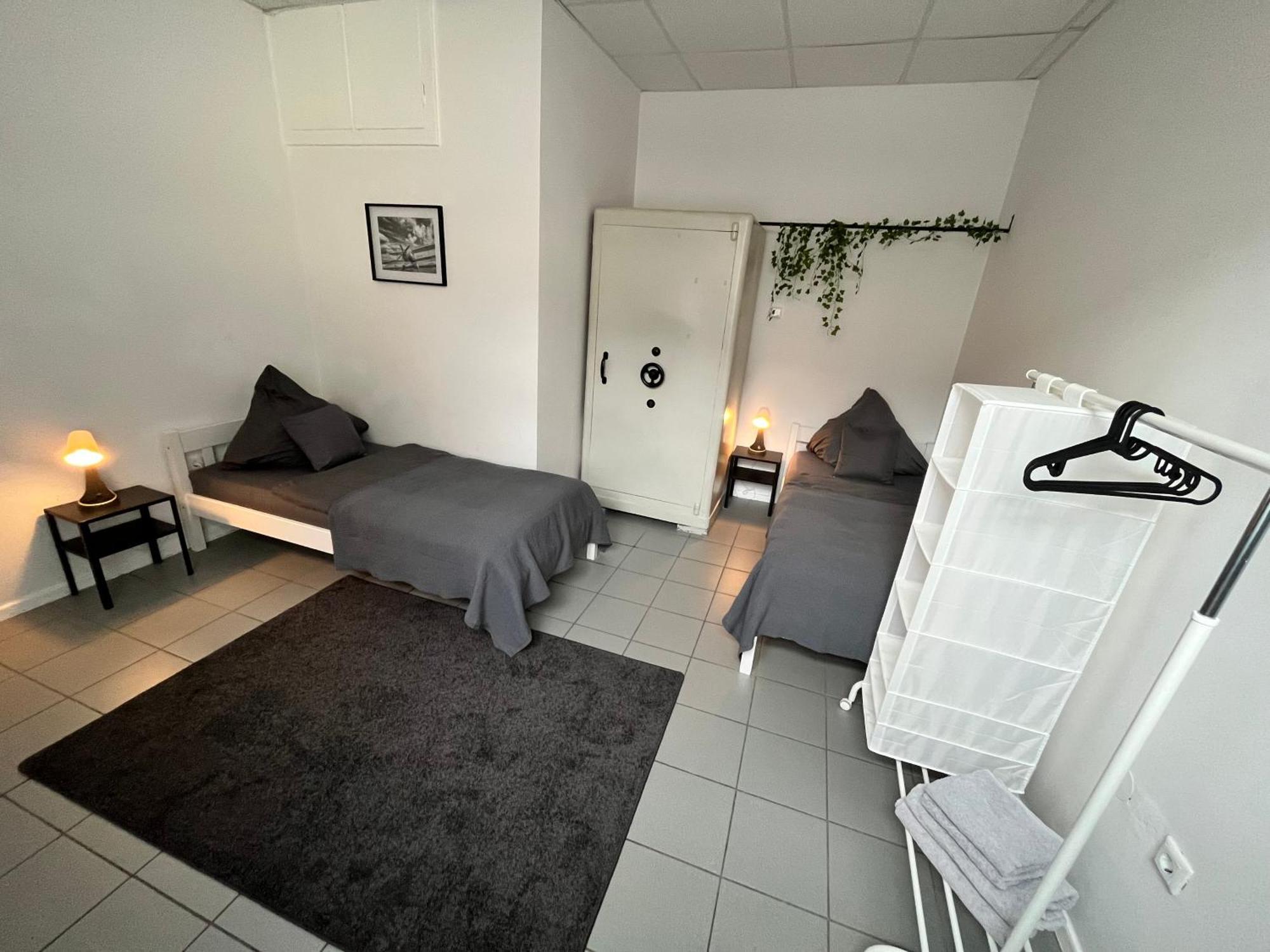 Apartment Central 10D 55Qm Wi-Fi Free Parking Calm Back House Dortmund Eksteriør billede