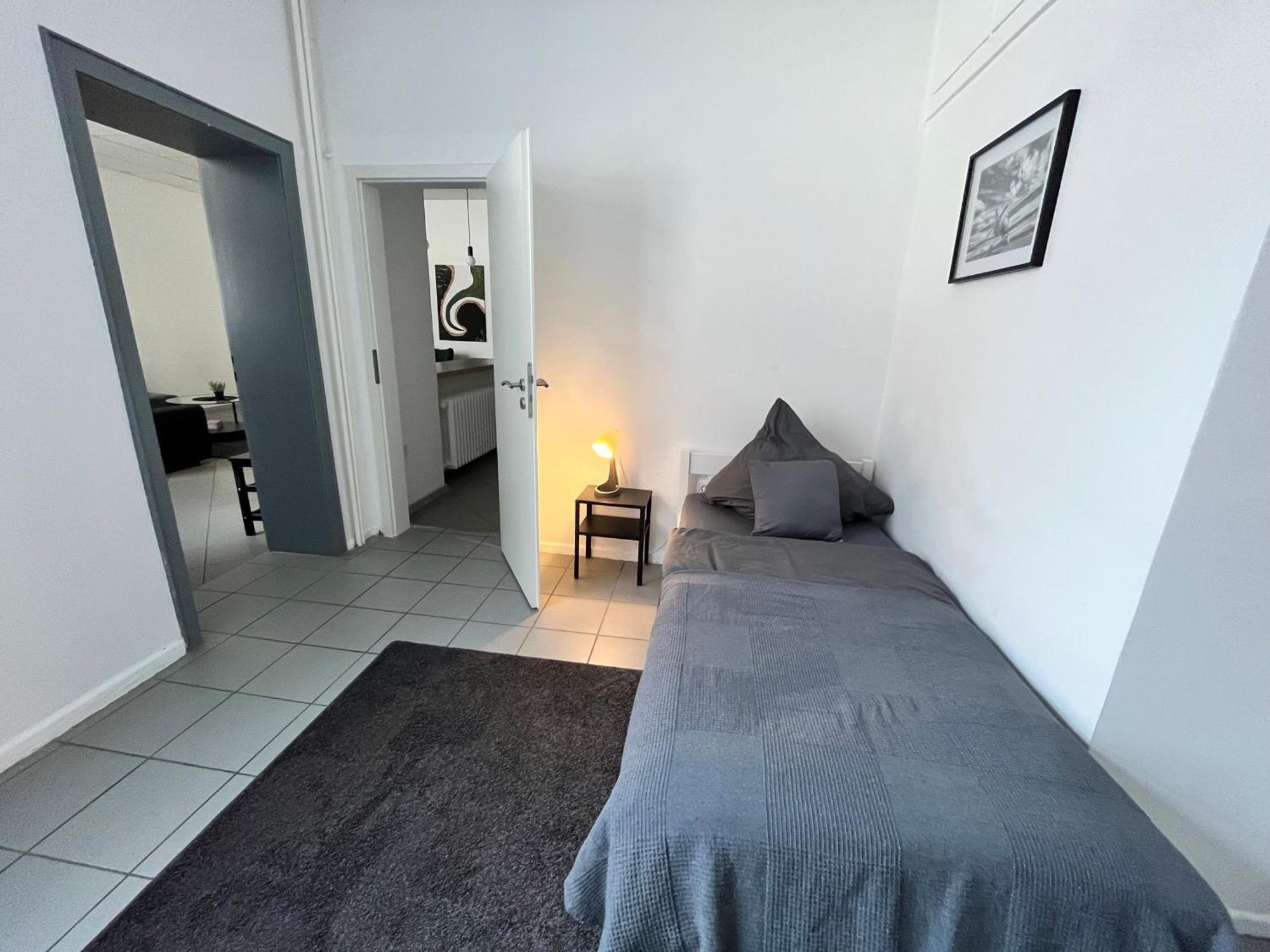 Apartment Central 10D 55Qm Wi-Fi Free Parking Calm Back House Dortmund Eksteriør billede